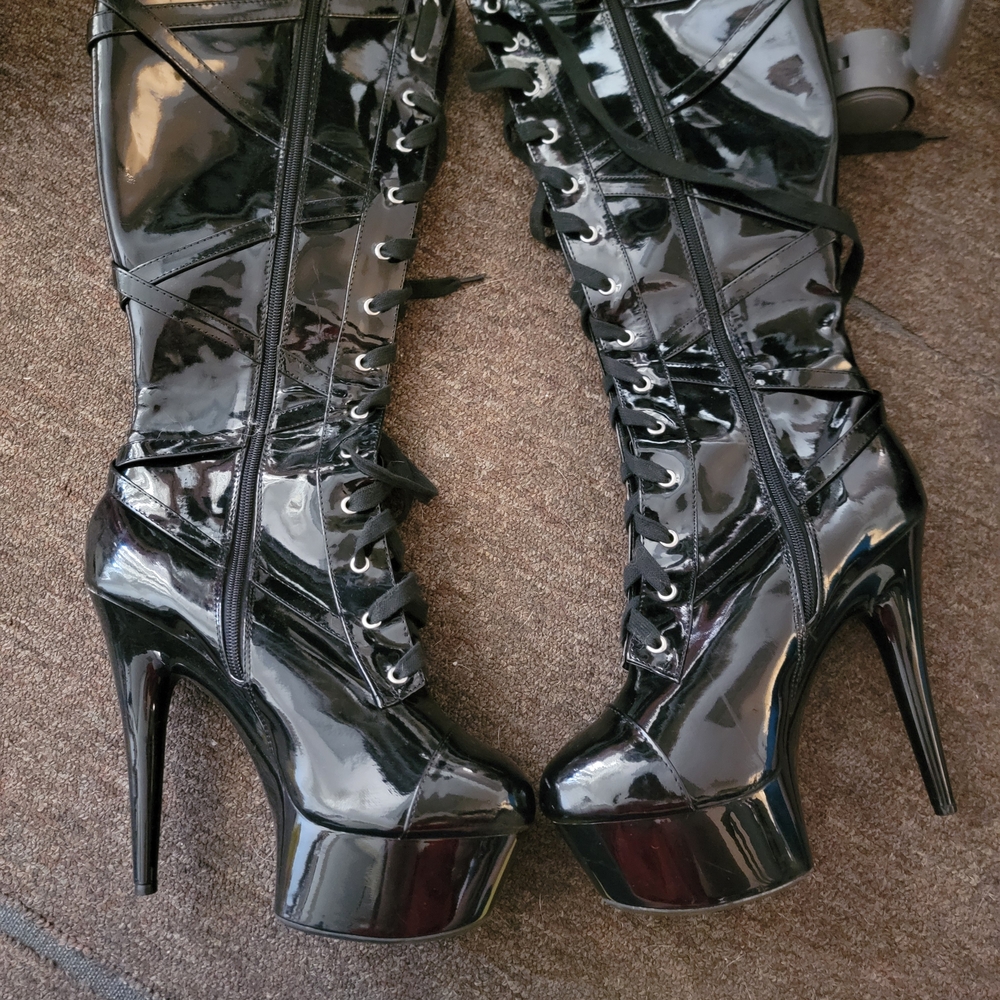 Black Ellie Platform Women's Boots